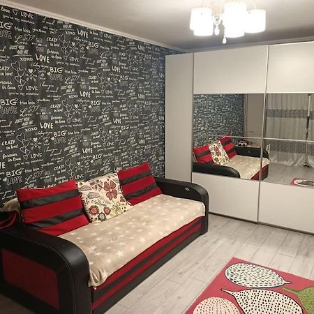 Private Room Near 3 Min Metrou Crangasi, 40 M2 Bucureşti Exterior foto
